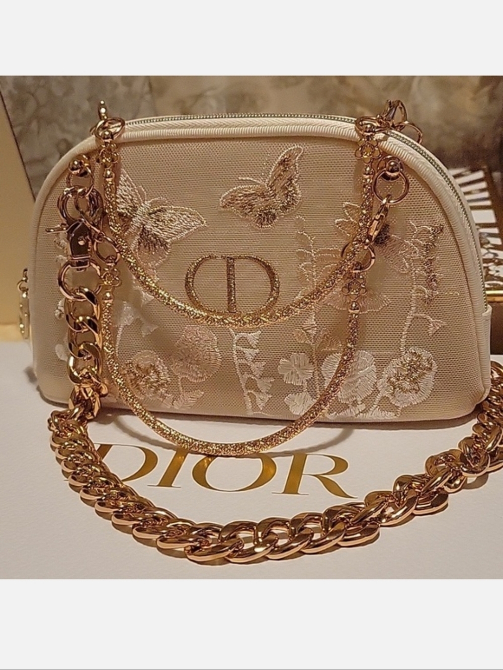 Dior Pouch In Cream With Gold Accents - Picture 10 of 11